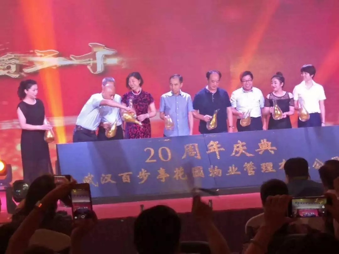 142934226.jpg 3.webp.jpg